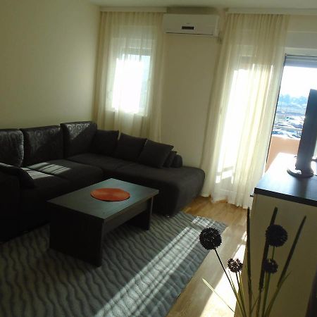 Fantastic Brand New Apartment Подгорица Екстериор снимка