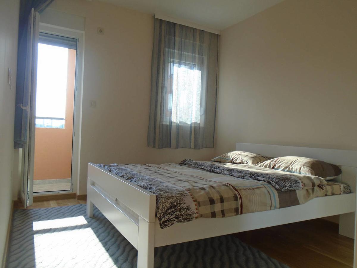 Fantastic Brand New Apartment Подгорица Екстериор снимка